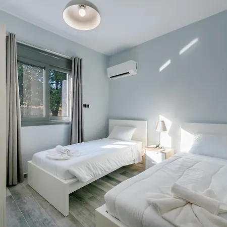 Apartment Eramel Cozy With Sea View