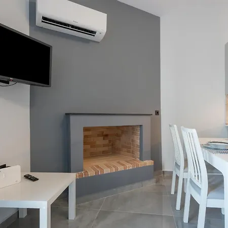 Апартаменты Eramel Cozy With Sea View