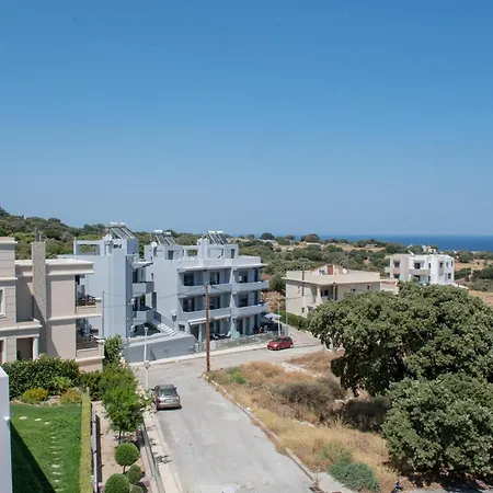 Eramel Cozy With Sea View Apartment *