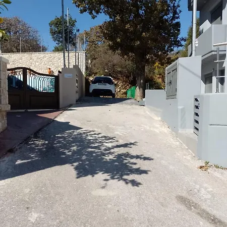 Apartment Eramel Cozy With Sea View